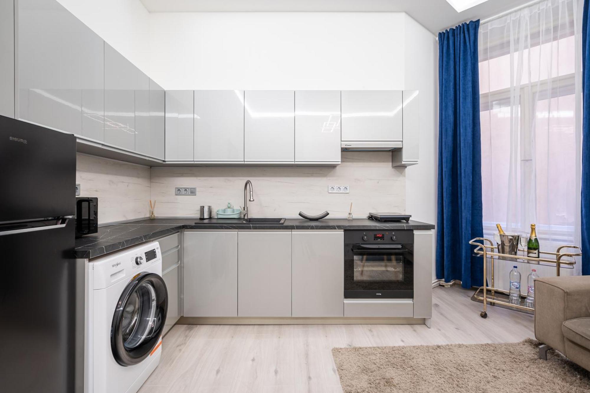 Myelegance Downtown Apartment Free Parking Budapest Exterior photo